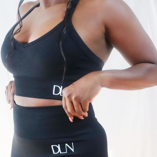 Crossed Back Sports Bra - Black